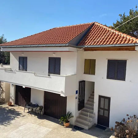 Apartment Tabain