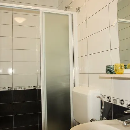 Tabain Apartment