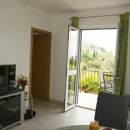 Tabain Apartment